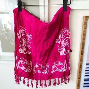 3/$15 Hot pink dolphin fringe sarong